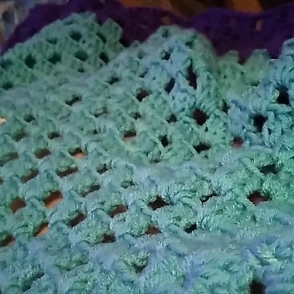 Afghan (crochet) - Picture 4 of 4